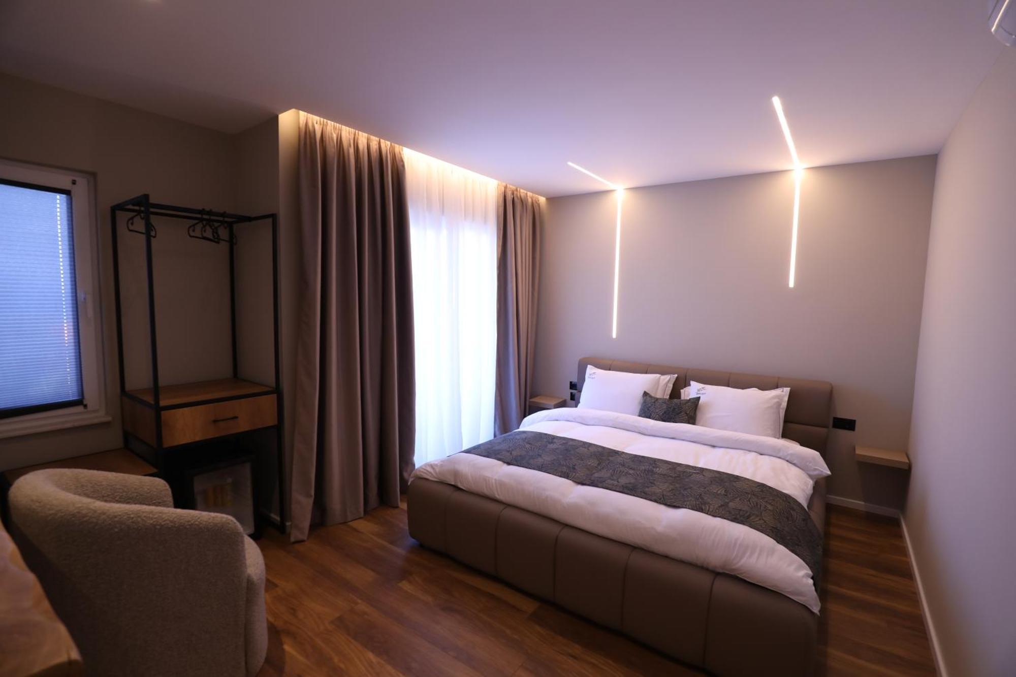 Dallga Suites Tushemisht Ngoại thất bức ảnh